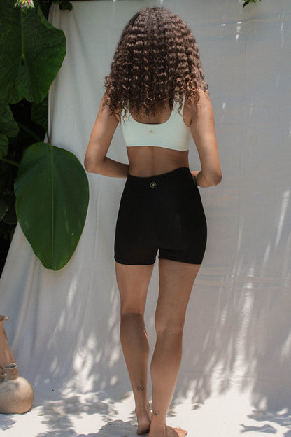Asana Shorts Black