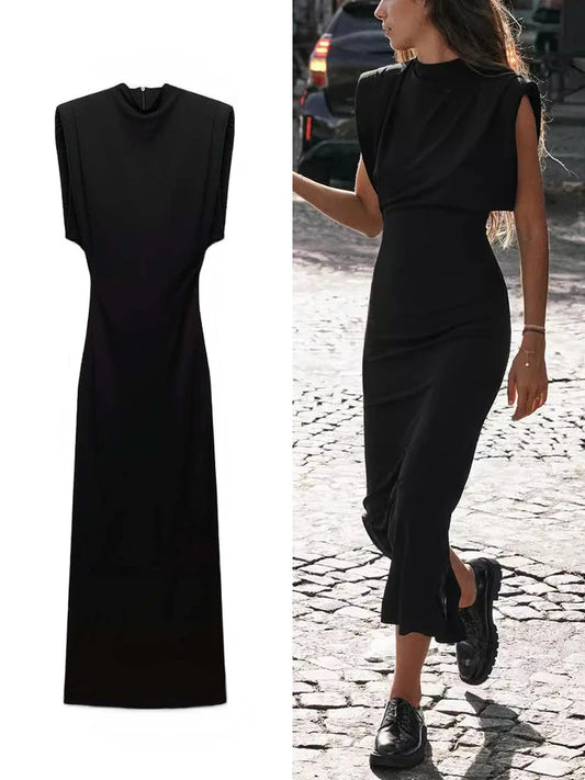 Elevate your style with our Knitted Mid-Length Dress!  Crafted from high-quality viscose fabric, it offers both comfort and sophistication, featuring an O-neckline and zipper decoration for a sexy and club-worthy vibe.  Make a statement wherever you go with this must-have dress